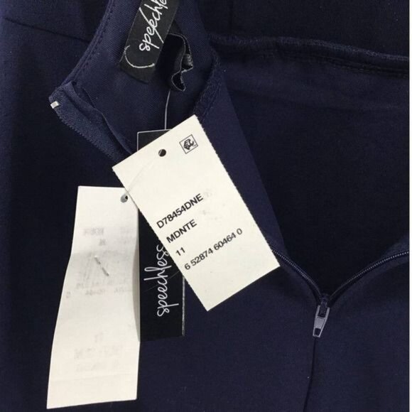 Speechless Lace Back Wrap Bodycon Dress Midnight Blue Size 11 Juniors New - Picture 9 of 9